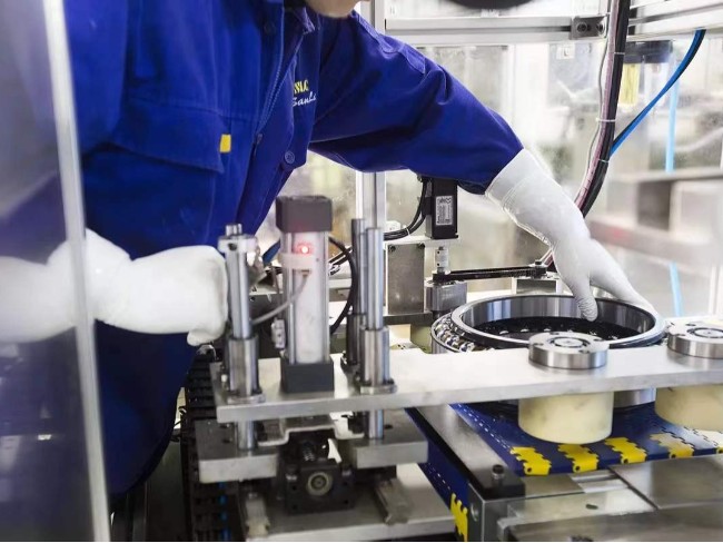 如何排查與預(yù)防雕刻機(jī)主軸軸承的噪音問題？